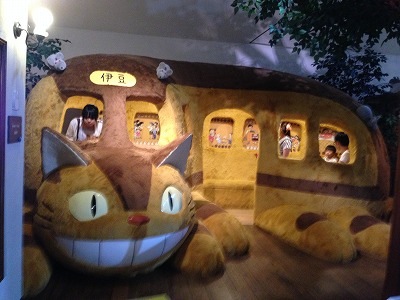 伊豆　テディベアミュージアム　猫バス